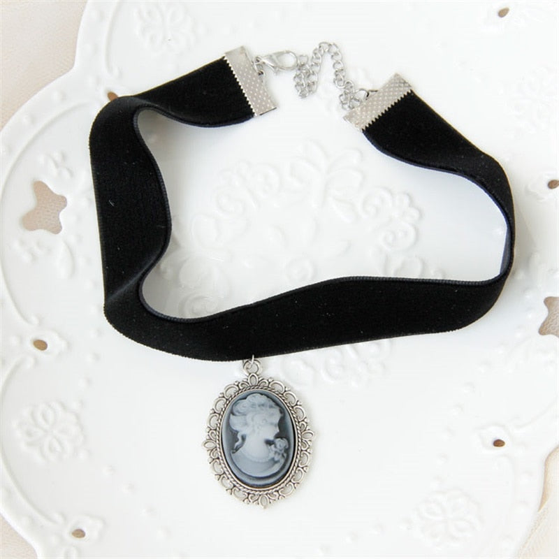 Victorian Pendant Choker