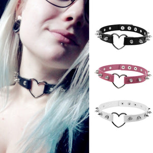 Harajuku Spike Heart Choker