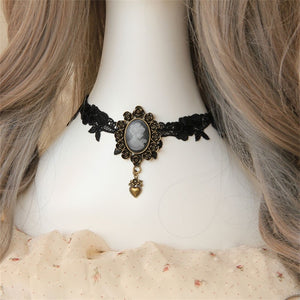 Victorian Statement Choker