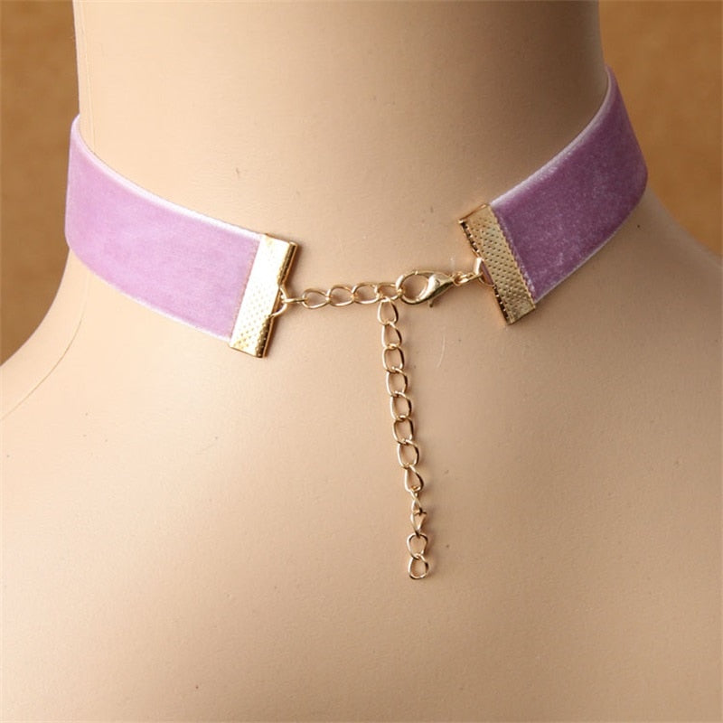 Elegant Vintage Purple Ribbon Choker